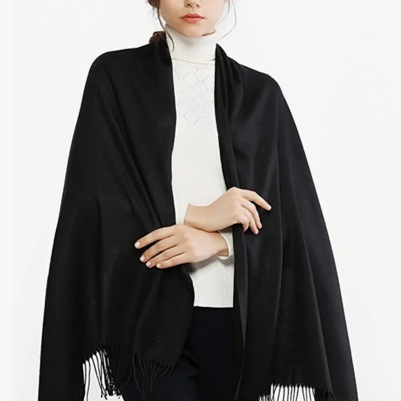 Super Cute Large Pashmina | BLACK ‼️NEW‼️ - Picture 5 of 11